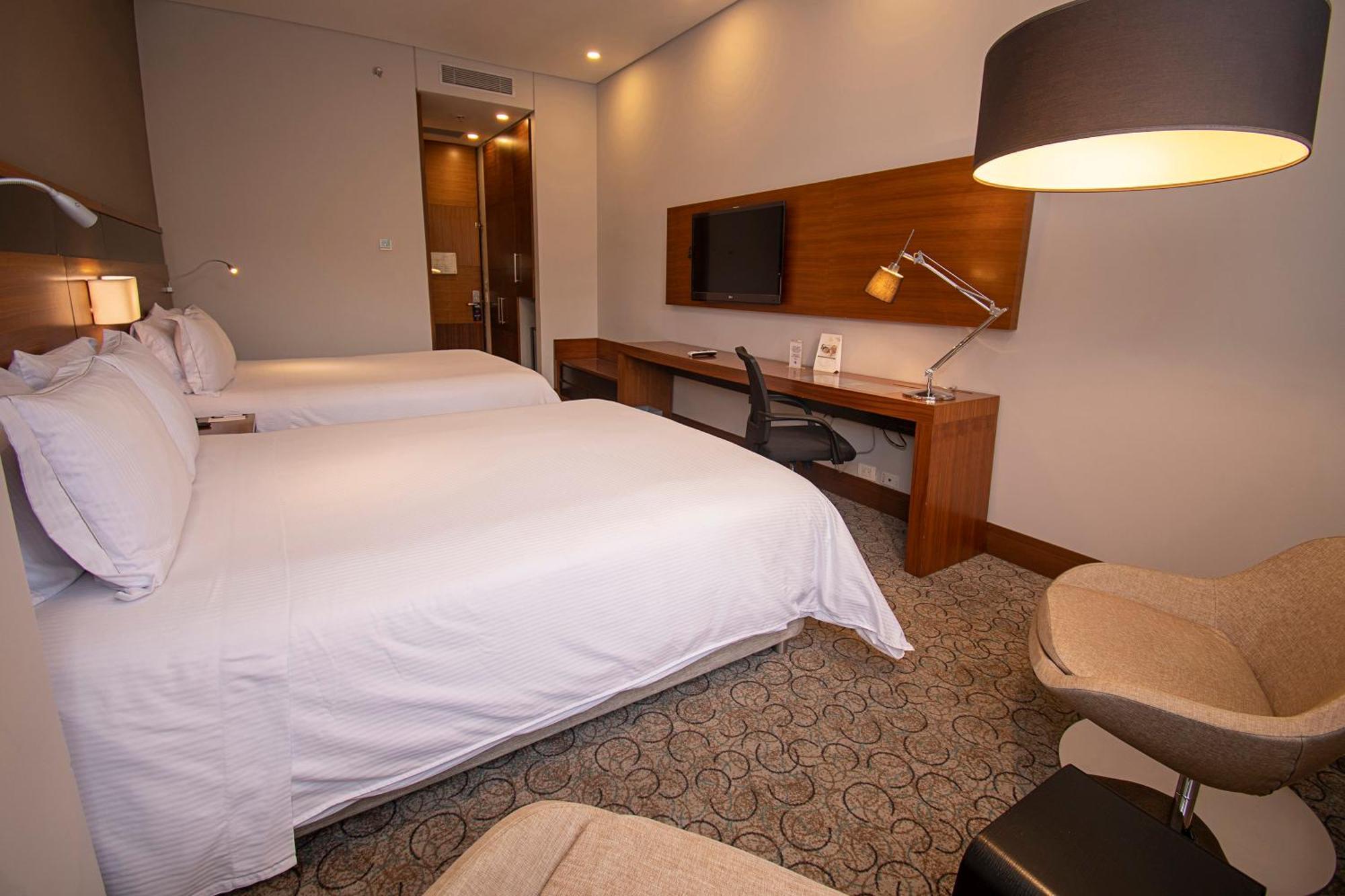 Hotel Doubletree By Hilton Bogota Parque 93 Exterior foto