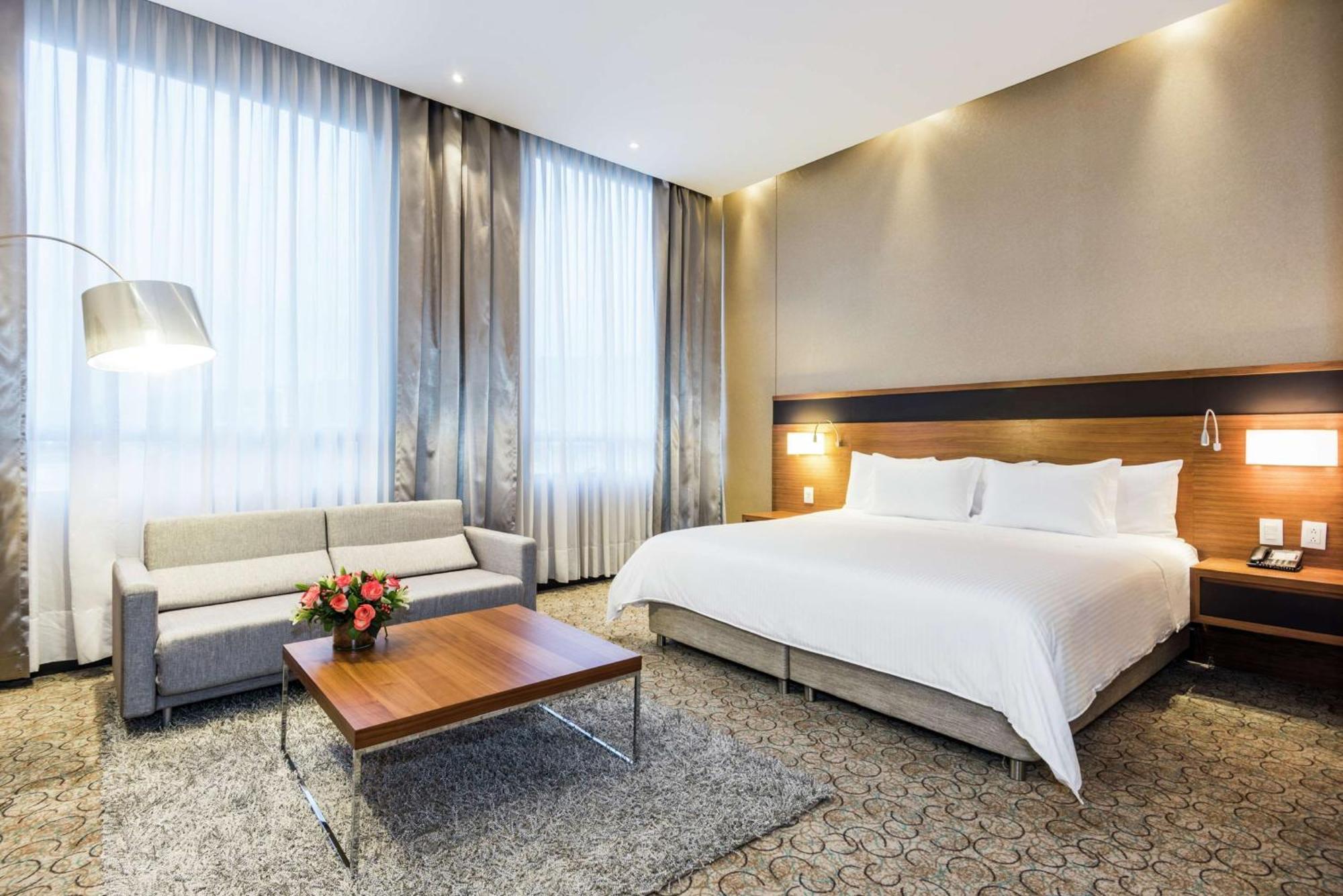 Hotel Doubletree By Hilton Bogota Parque 93 Exterior foto