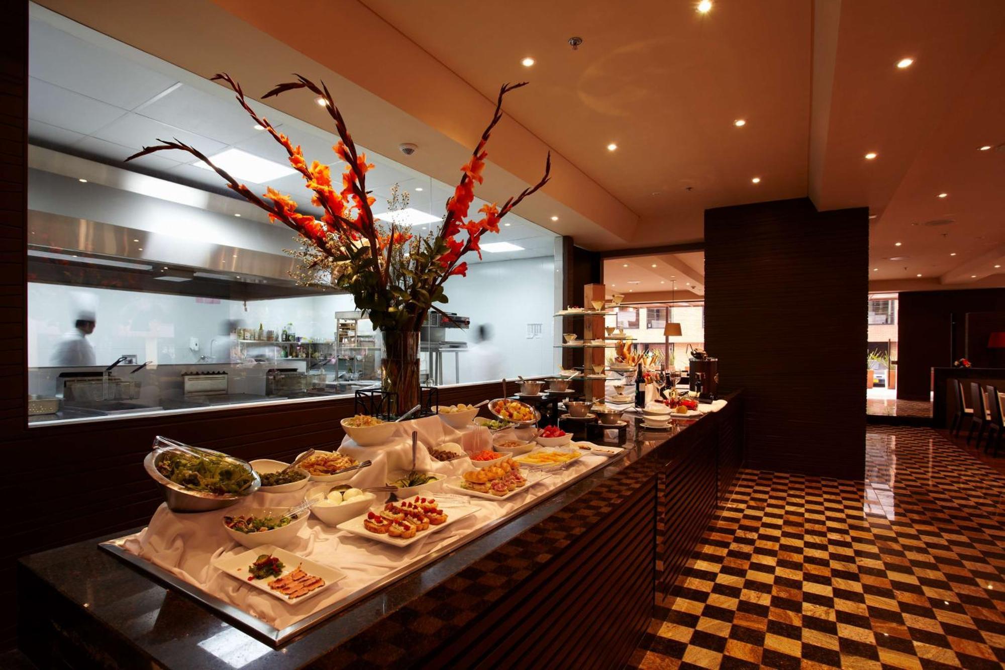 Hotel Doubletree By Hilton Bogota Parque 93 Exterior foto