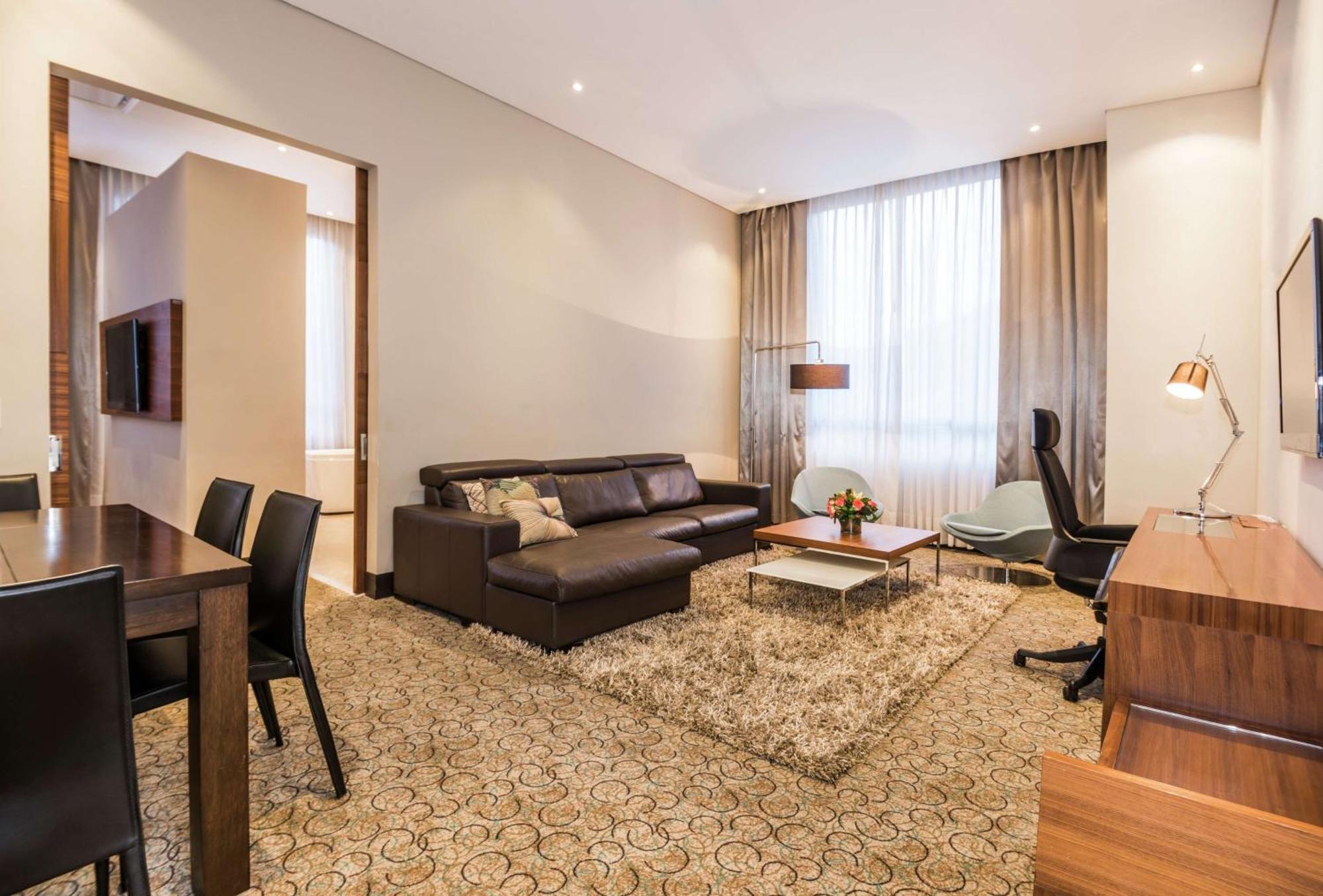 Hotel Doubletree By Hilton Bogota Parque 93 Exterior foto