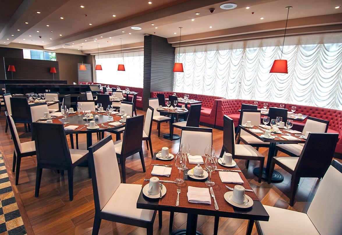 Hotel Doubletree By Hilton Bogota Parque 93 Exterior foto